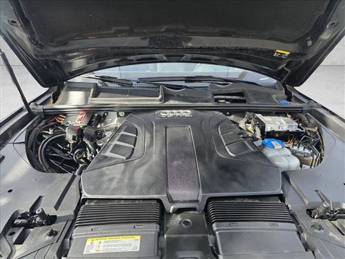 Used 2017 Audi Q7 3.0T Prestige w/ Prestige Package image 24