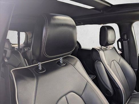 Used 2026 Chrysler Pacifica Limited FWD image 21