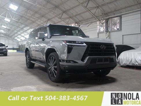 Used 2024 Lexus GX 550 w/ Accessory Package (2T) AWD/4WD image 8
