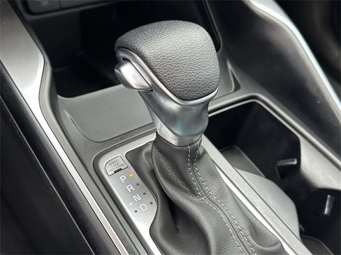 Used 2023 Kia Sorento LX image 20