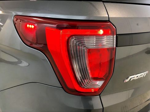 Used 2017 Ford Explorer Sport w/ Equipment Group 401A AWD/4WD image 28