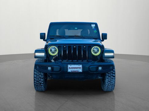 Used 2022 Jeep Gladiator Sport image 2