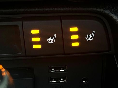 Used 2018 MAZDA MX-5 Miata Grand Touring image 31