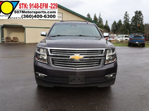 Used 2015 Chevrolet Suburban LTZ image 11