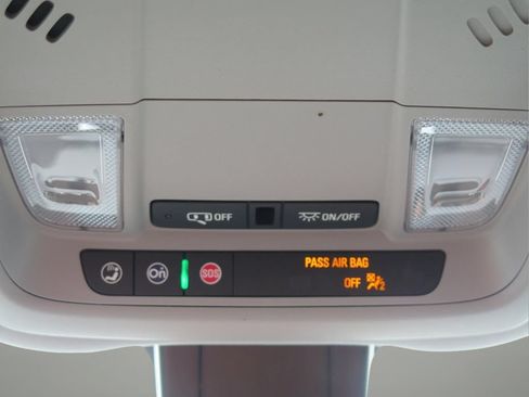 Used 2024 Chevrolet Equinox LT w/ LPO, Floor Liner Package FWD image 20