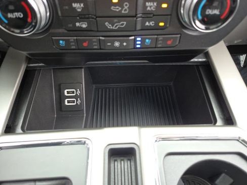 Used 2018 Ford F150 Lariat w/ Equipment Group 502A Luxury AWD/4WD image 72
