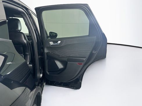 Used 2025 Ford Escape ST-Line FWD image 30