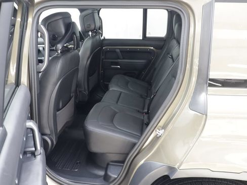 Certified 2025 Land Rover Defender 110 S AWD/4WD image 15