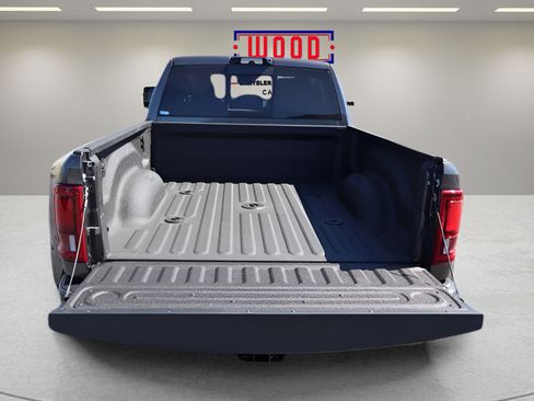 New 2027 RAM 3500 Laramie AWD/4WD image 9
