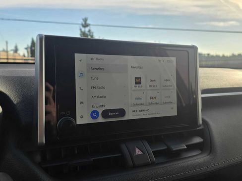 Certified 2025 Toyota RAV4 XLE w/ Convenience Package image 28