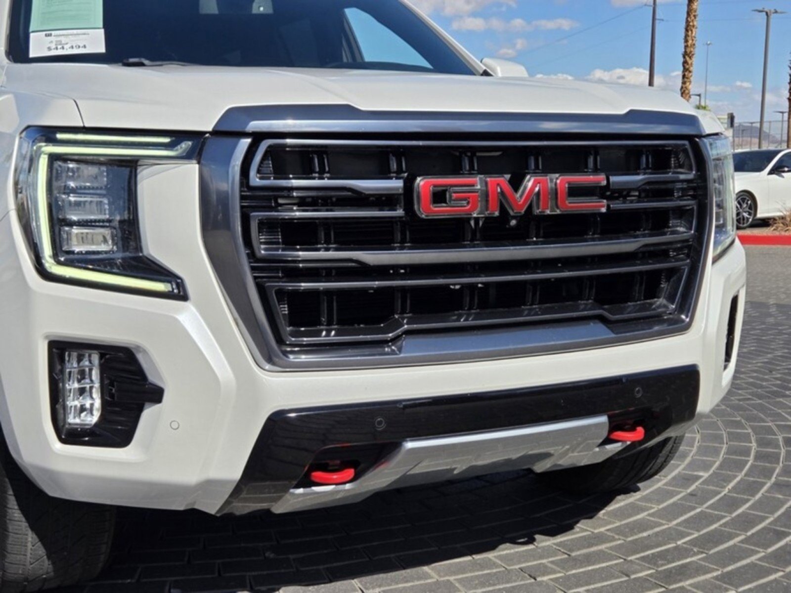 Used 2021 GMC Yukon AT4 w/ AT4 Premium Plus Package AWD/4WD image 9