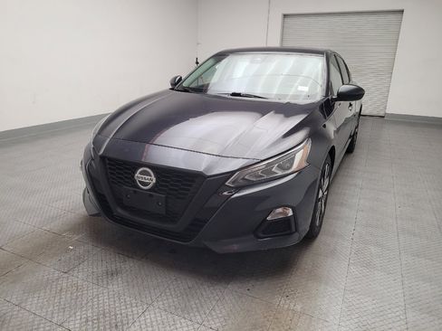 Used 2021 Nissan Altima 2.5 SV FWD image 15