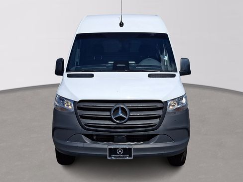 Used 2026 Mercedes-Benz Sprinter 2500 image 2