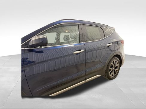 Used 2017 Hyundai Santa Fe Sport AWD/4WD image 9