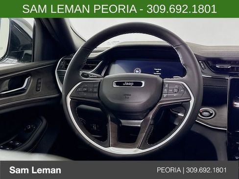 New 2025 Jeep Grand Cherokee L Limited w/ Black Appearance Package image 11