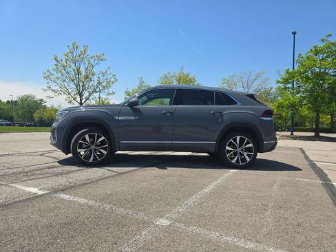 Used 2025 Volkswagen Atlas Cross Sport SEL Premium R-Line AWD/4WD image 15