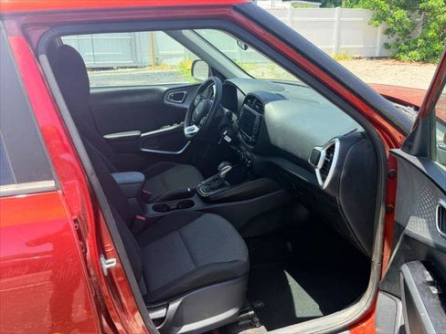 Used 2023 Kia Soul LX FWD image 19