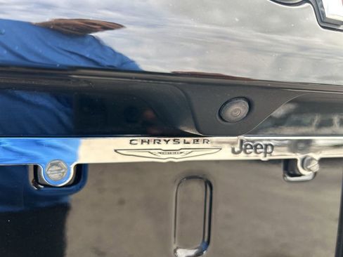 Certified 2022 Jeep Compass Latitude image 21