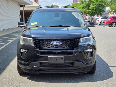 Used 2018 Ford Explorer Sport w/ Equipment Group 401A AWD/4WD image 2