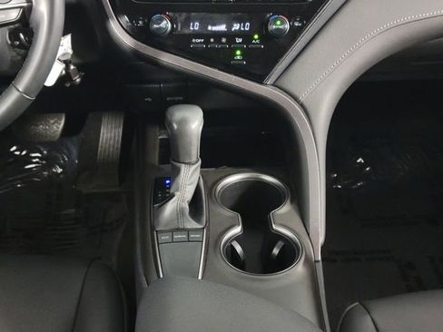 Used 2023 Toyota Camry SE image 24