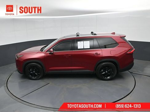Used 2024 Toyota Grand Highlander AWD image 54