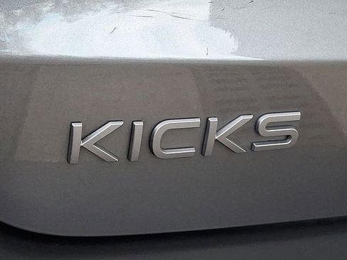 Used 2025 Nissan Kicks SV w/ Charging Package image 30