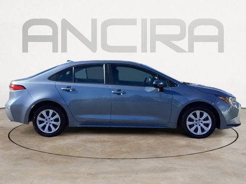 Used 2022 Toyota Corolla LE image 15