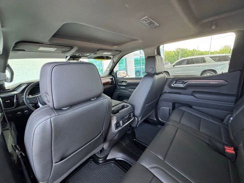 Used 2025 GMC Sierra 1500 Denali w/ Denali Reserve Package AWD/4WD image 23