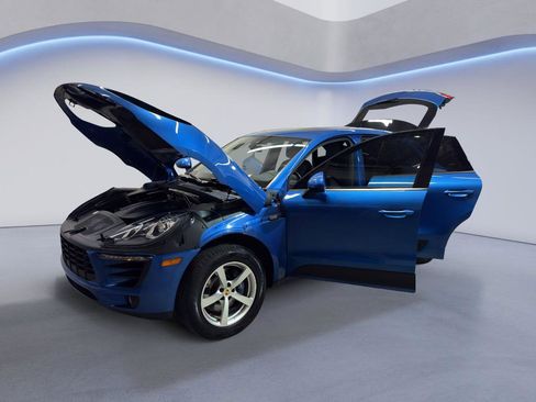 Used 2017 Porsche Macan image 9