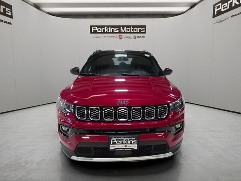 Used 2025 Jeep Compass Limited AWD/4WD image 9