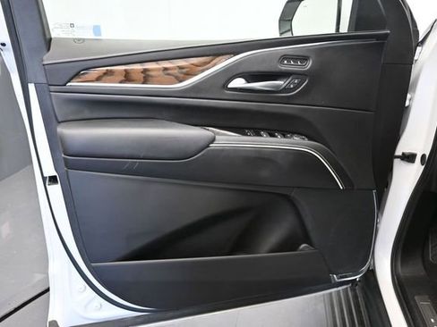 Used 2024 Cadillac Escalade Sport Platinum w/ LPO, Floor Liner Package AWD/4WD image 21
