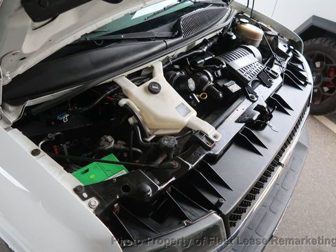 Used 2017 Chevrolet Express 3500 LT w/ LT Preferred Equipment Group image 37