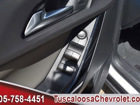 New 2026 Chevrolet Equinox LT w/ Convenience Package II FWD image 14