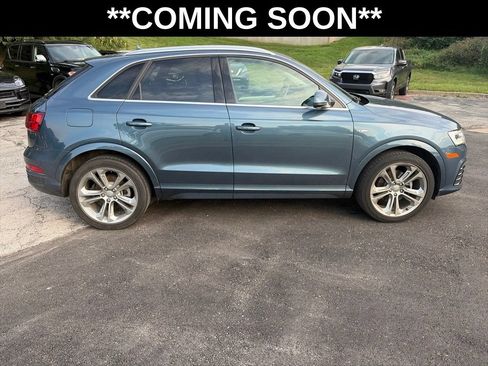 Used 2016 Audi Q3 2.0T Prestige w/ Prestige Package AWD/4WD image 4