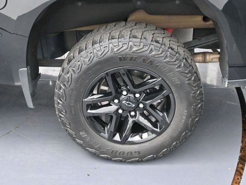 Used 2023 Chevrolet Silverado 1500 LT Trail Boss w/ Protection Package image 31