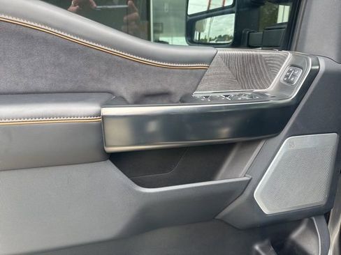 Used 2024 Ford F450 Platinum w/ FX4 Off-Road Package AWD/4WD image 7