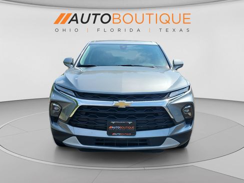 Used 2025 Chevrolet Blazer LT FWD image 13