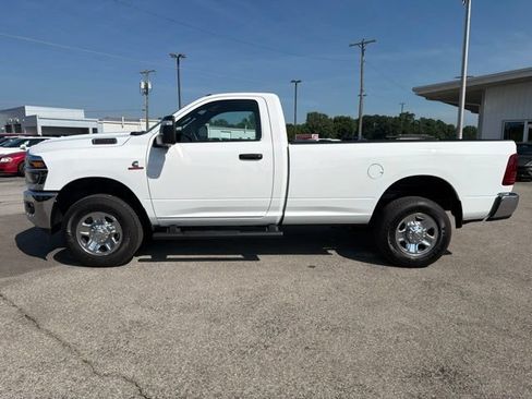 Used 2026 RAM 2500 Tradesman AWD/4WD image 12