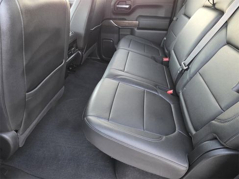 Used 2021 Chevrolet Silverado 1500 LT Trail Boss w/ Convenience Package II image 8