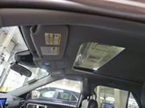 Used 2023 Ford Explorer XLT w/ Equipment Group 202A AWD/4WD image 15