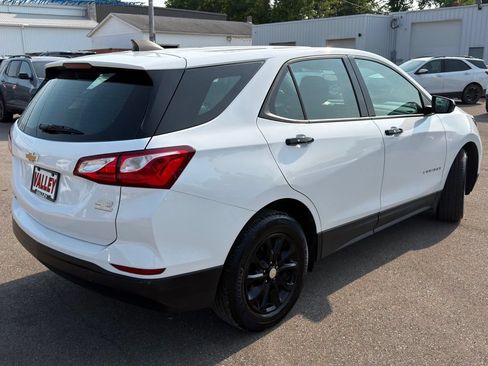Used 2019 Chevrolet Equinox LS FWD image 11