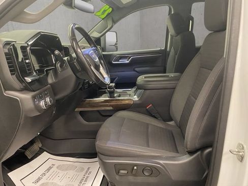Used 2022 GMC Sierra 1500 Elevation w/ Max Trailering Package AWD/4WD image 7