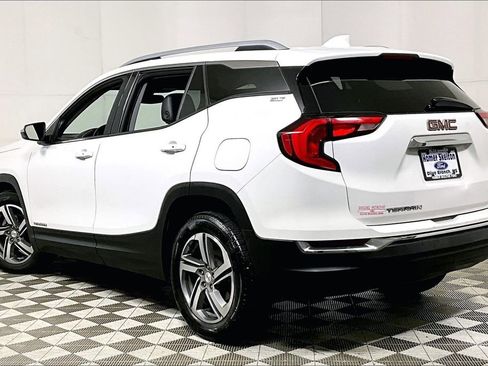 Used 2019 GMC Terrain SLT image 11