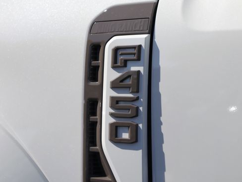 Used 2026 Ford F450 King Ranch w/ FX4 Off-Road Package AWD/4WD image 38