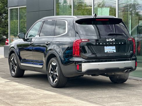 Used 2023 Kia Telluride S w/ S Sunroof Package AWD/4WD image 5
