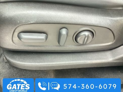 Used 2023 Buick Enclave Essence w/ Experience Buick Package image 19