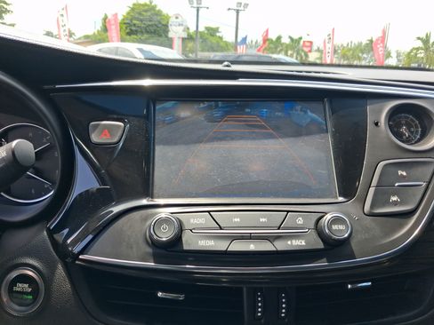 Used 2016 Buick Envision Premium AWD/4WD image 19