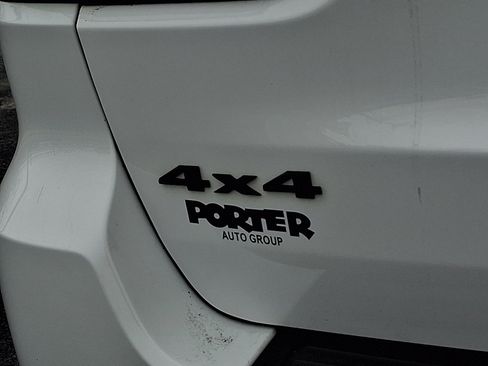 Used 2021 Jeep Grand Cherokee Laredo X image 31