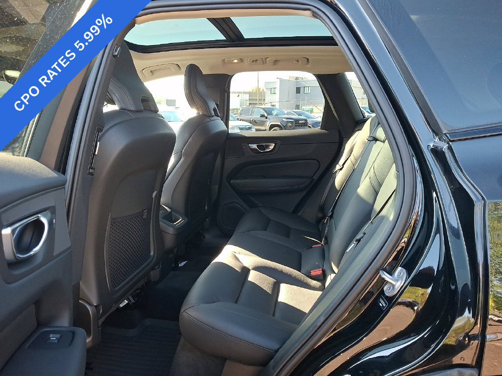 Certified 2024 Volvo XC60 B5 Plus w/ Protection Package Premier AWD/4WD image 10