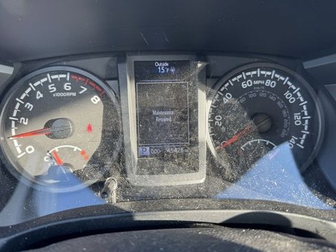 Certified 2022 Toyota Tacoma SR image 8